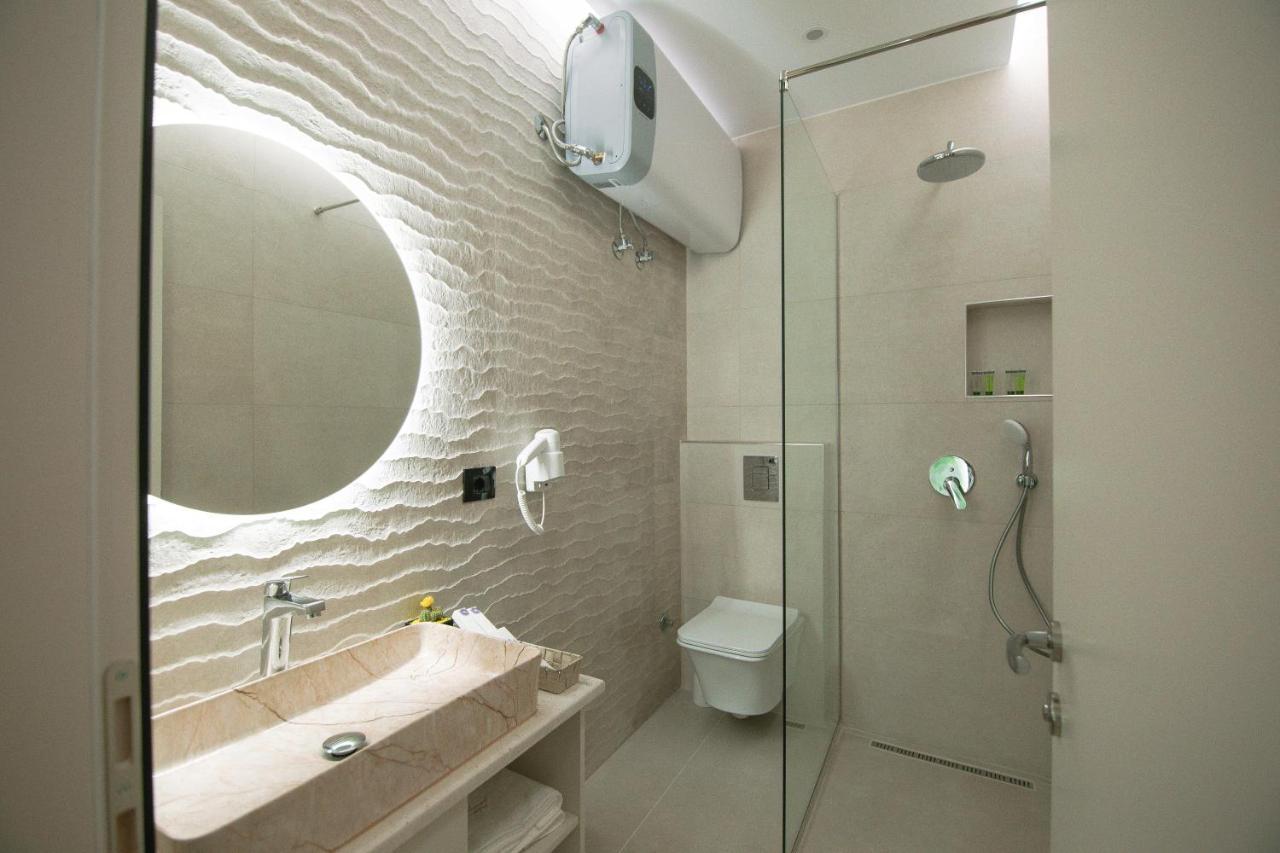 Boulevard Boutique Aparthotel Korce Exterior foto